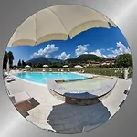Aparthotel Paradiso 4*