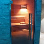 Paradiso Aparthotel 4*