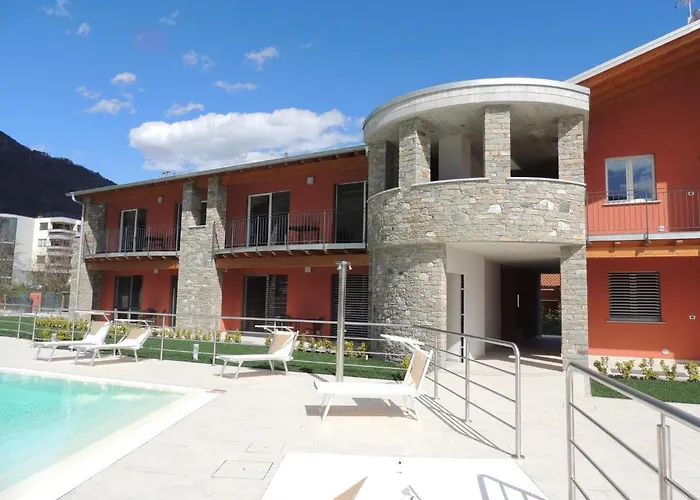Paradiso 4*