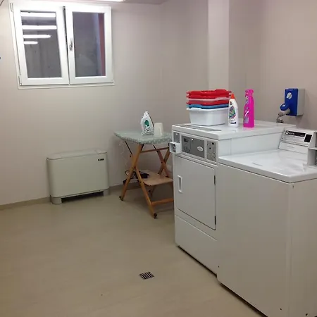 Paradiso 아파트호텔