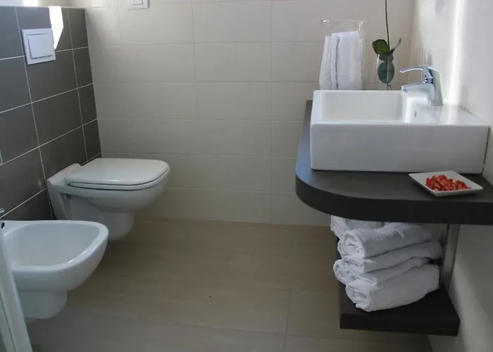 Paradiso Aparthotel 4*