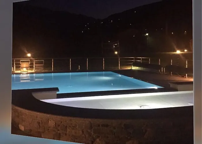 Paradiso Aparthotel 4*