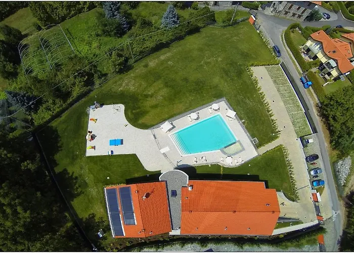 Aparthotel Paradiso 4*