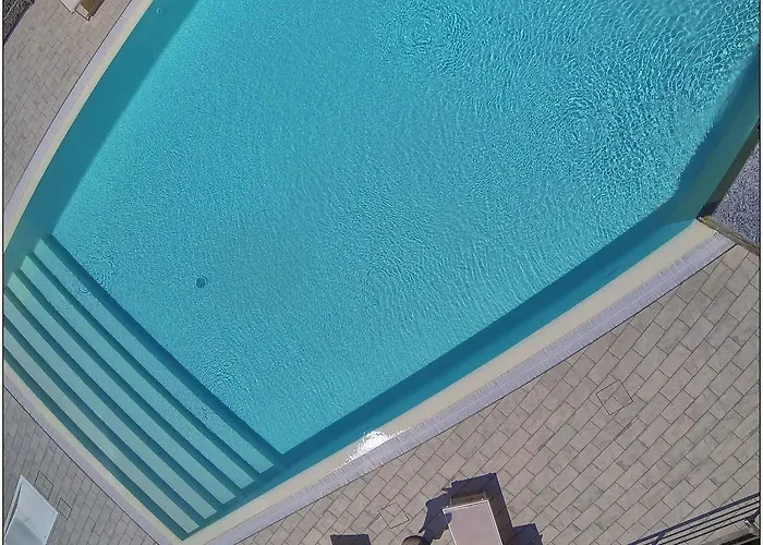 Aparthotel Paradiso 4*