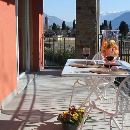 Paradiso Aparthotel 4*